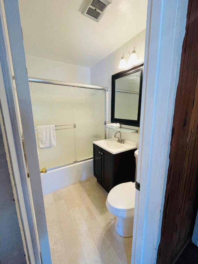 Riverfront Lodging Shady Cove 外观 照片