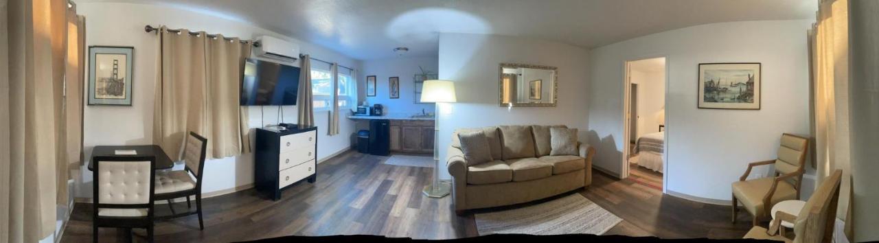 Riverfront Lodging Shady Cove 外观 照片